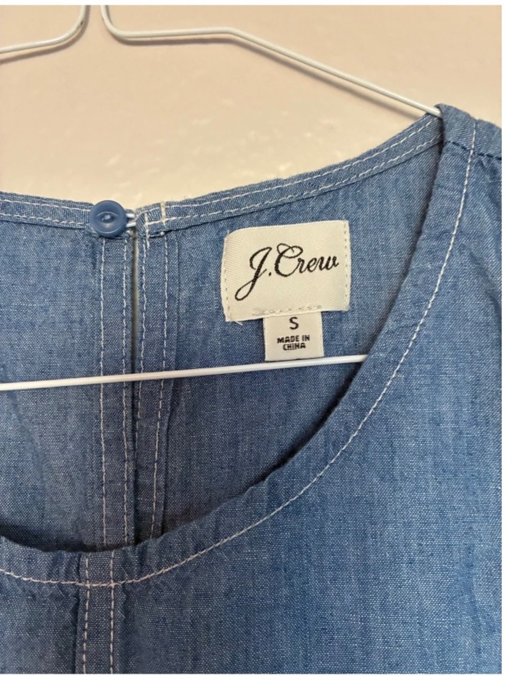 J. Crew 100% Cotton Denim Sleeveless Shift Dress Medium Blue White Lines Pockets - Picture 8 of 8